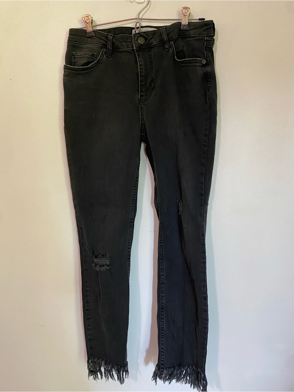 Free People Black Distressed Jeans Frayed Ankles Size 28